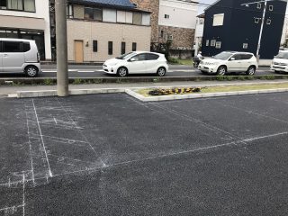 名古屋市緑区　ﾄﾞﾗｯｸﾞｽﾄｱ駐車場ライン工事