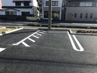 名古屋市緑区　ﾄﾞﾗｯｸﾞｽﾄｱ駐車場ライン工事