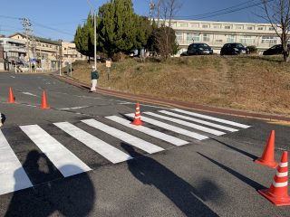 名古屋市名東区　病院構内道路　ライン工事