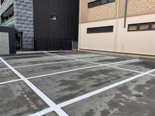 名古屋市中区　企業様駐車場　塗り替え工事
