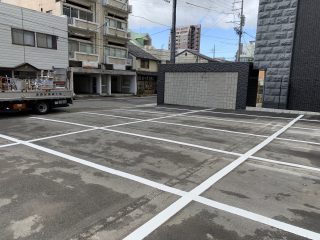 名古屋市中区　企業様駐車場　塗り替え工事