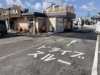 春日井市　店舗様駐車場ライン工事