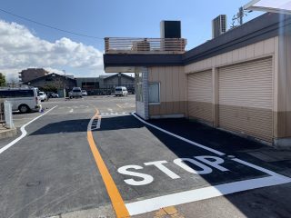 春日井市　店舗様駐車場ライン工事