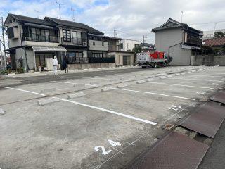 名古屋市　南区　駐車場　ライン塗り替え工事