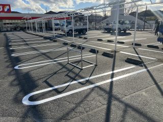 愛知県　みよし市　ドラッグストア駐車場　塗り替え工事