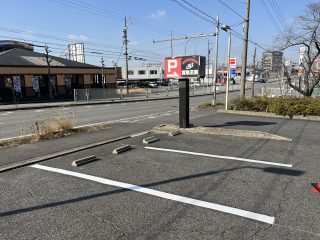 愛知県　豊田市　店舗駐車場　塗り替え工事