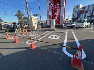 愛知県　西尾市　コンビニエンスストア　塗り替え工事