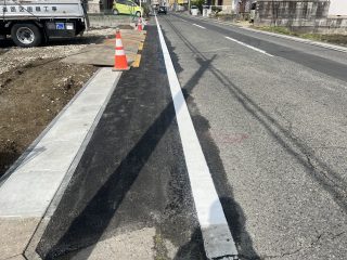 愛知県　弥富市　道路　新設ライン工事