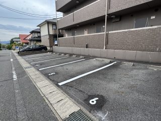 愛知県　豊田市　マンション駐車場　塗り替え工事